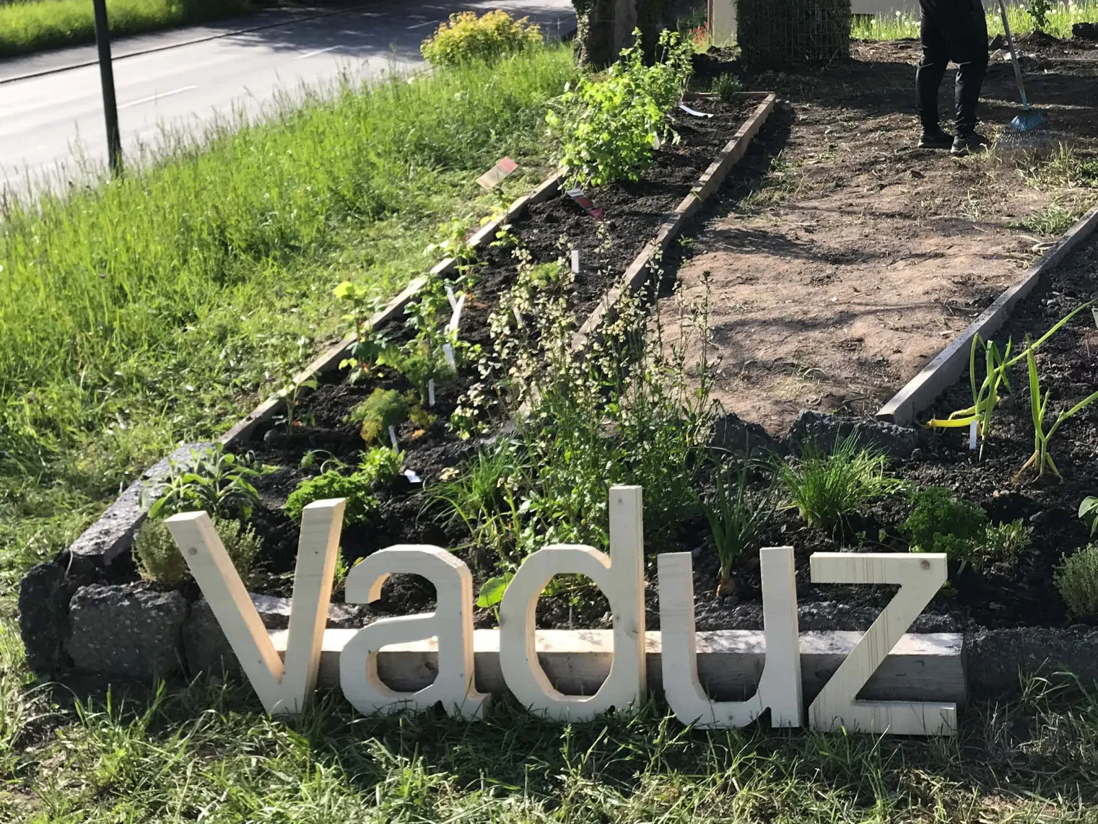 Blick auf einen Gemeischaftskarten mit dem Schriftzug "Vaduz"