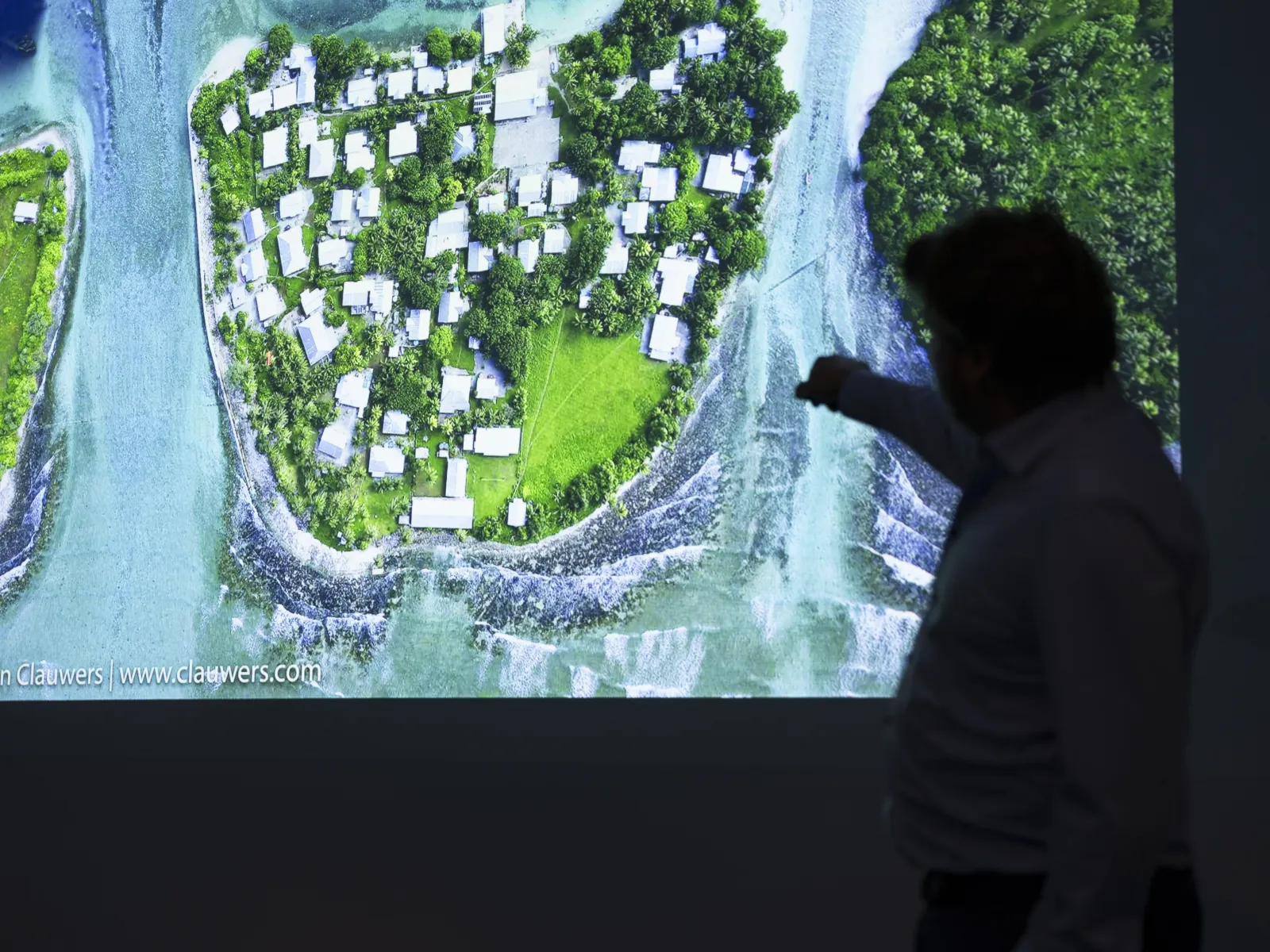 Vernissage Fotoausstellung Christian Clauwers am 7. Oktober 2025 an der Universität Liechtenstein.