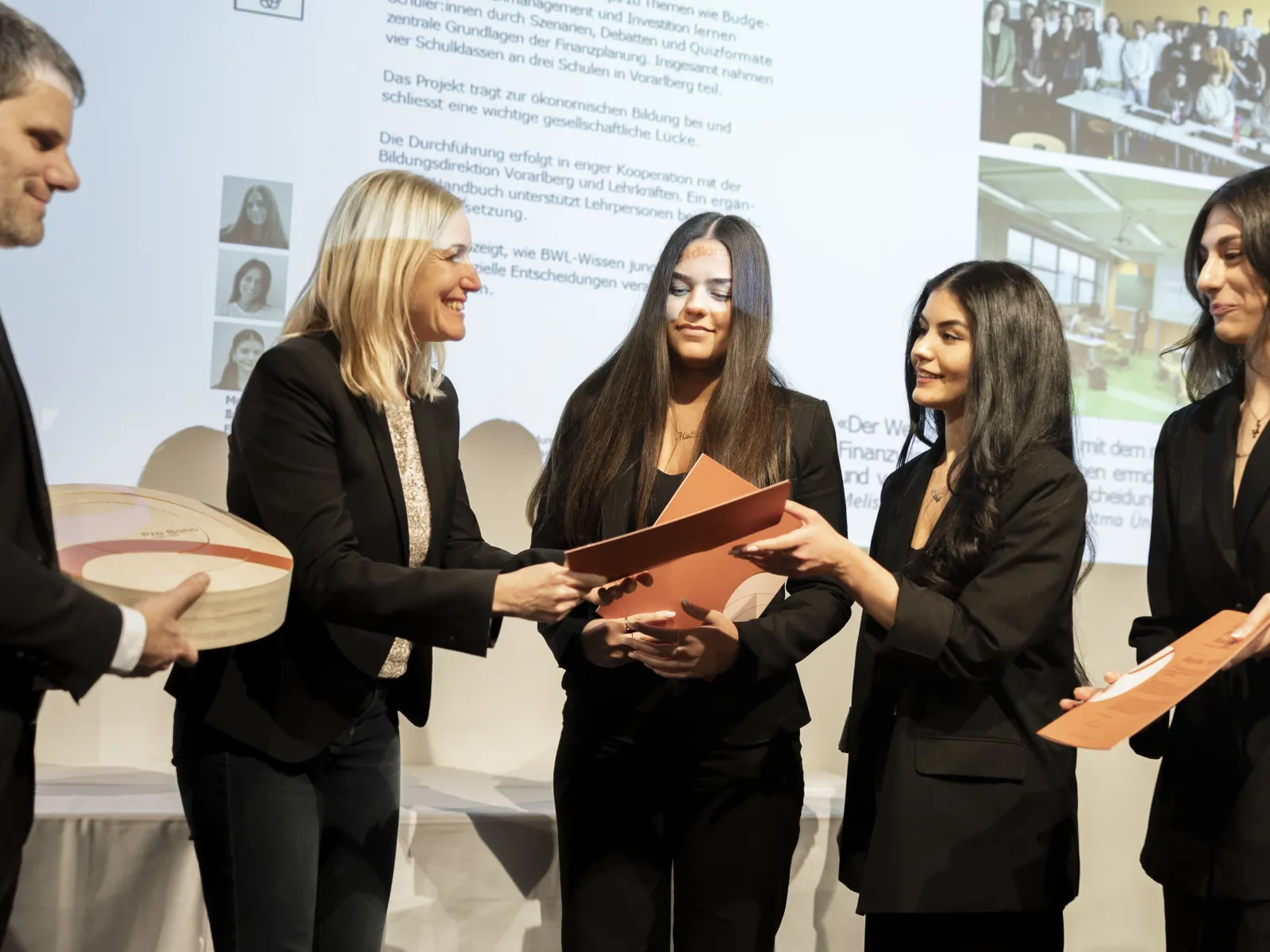 Dies25-Newsbeitrag_universitaet-liechtenstein