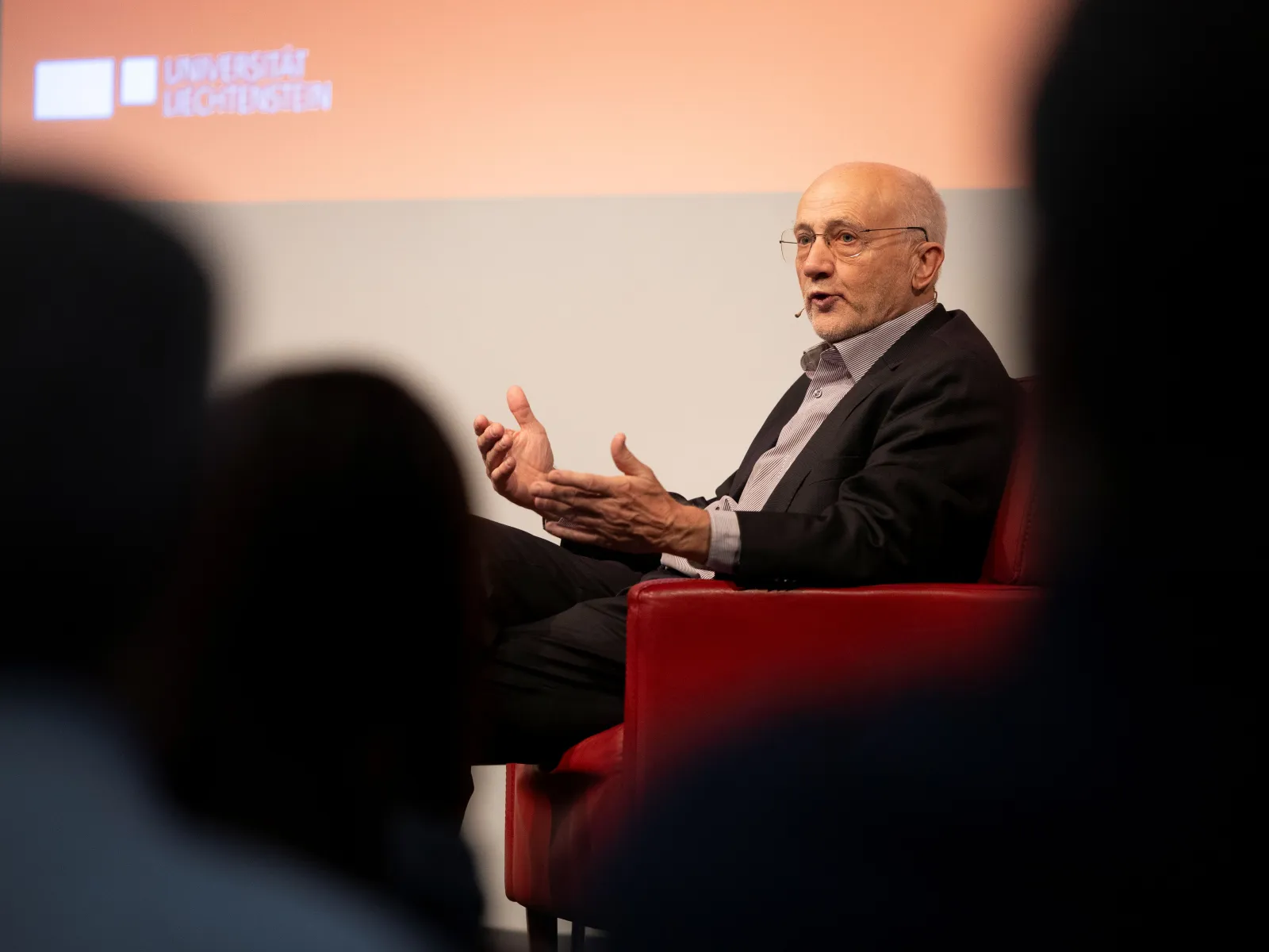 News_Campus-Gespraeche_Harald-Wehnes_Universitaet-Liechtenstein