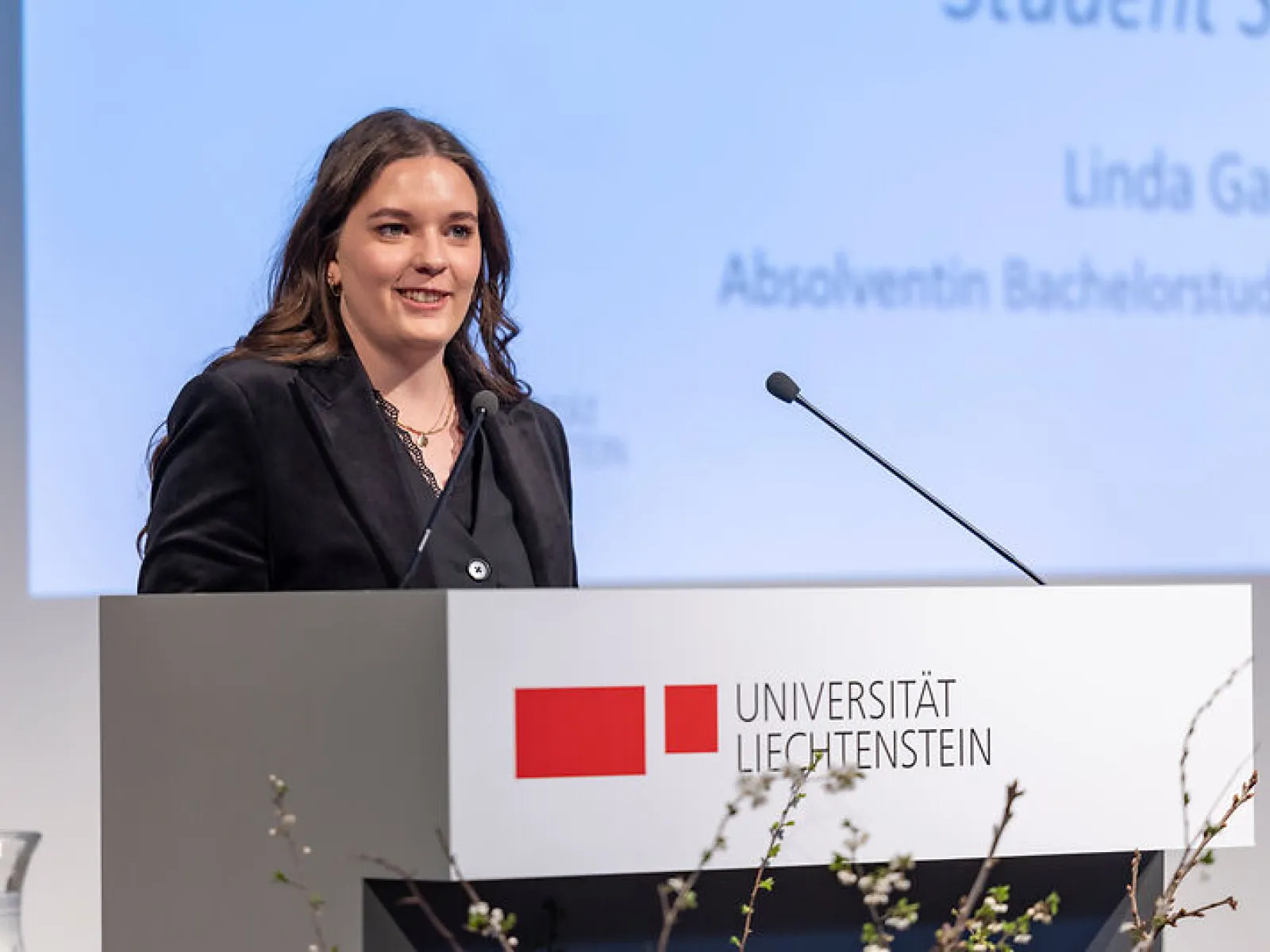 News_Diplomfeier_260327_Universitaet-Liechtenstein