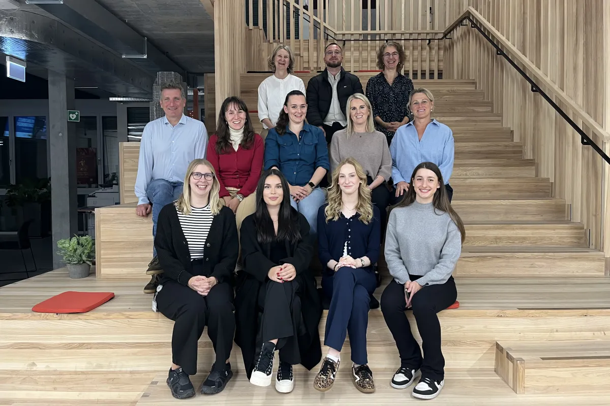 Ehemaligentreffen von Lernenden und Berufsbildner:innen