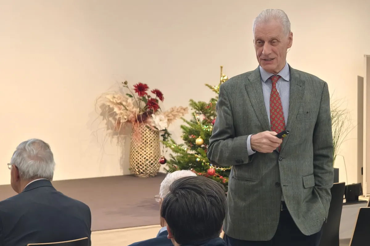 Hubertus Schumacher im Gespräch mit Teilnehmenden