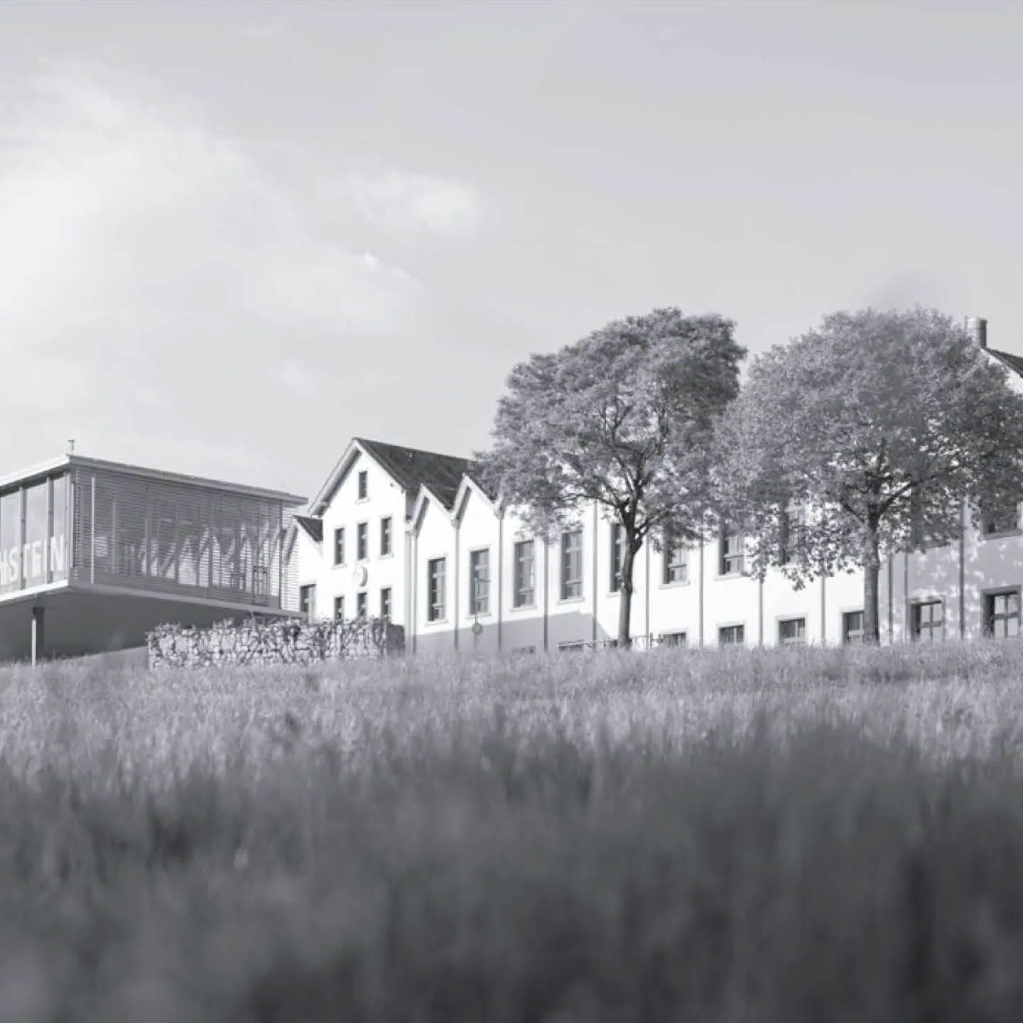 Titelseite des Jahresberichts 2024 der Universität Liechtenstein mit Logo und Campusfoto.