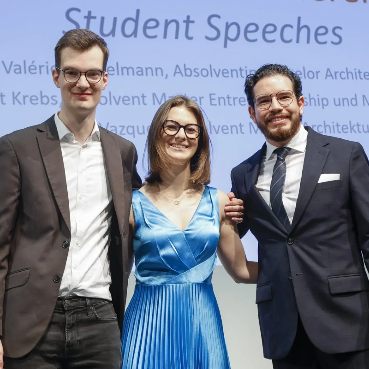 Auf dem Bild zu sehen sind Lennart Krebs, Valérie Winkelmann und Carlos Vazquez.