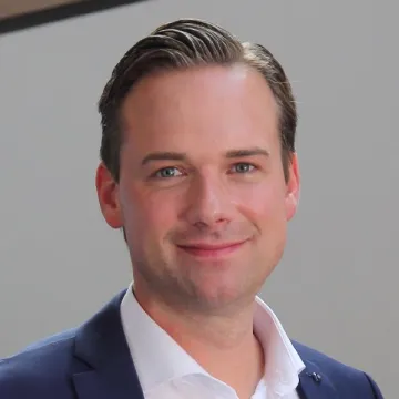 Portrait Professor für Leadership Marco Furtner