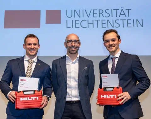 News_Diplomfeier_260327_Universitaet-Liechtenstein