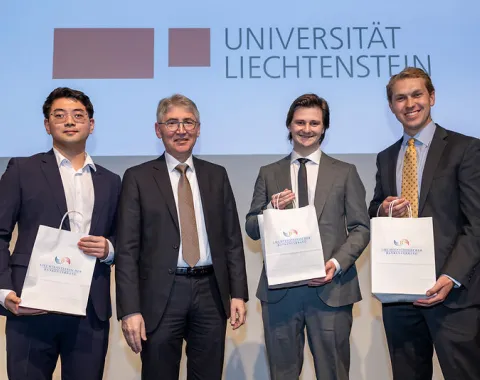 News_Diplomfeier_260327_Universitaet-Liechtenstein