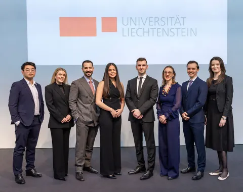 News_Diplomfeier_260327_Universitaet-Liechtenstein