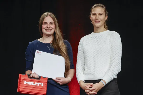 Auf dem Bild sind Shania Allhusen und Gabrielle Bergeon.