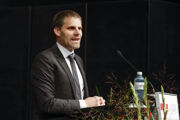 Dr. Christian Frommelt, Rektor, bei der Begrüssung