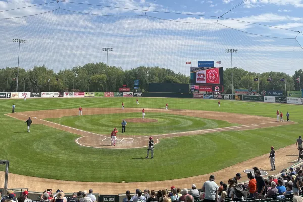 Baseballspiel der Kanadischen Universität